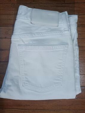 Moussy White Skinny Jeans - Clean Slim Silhouette